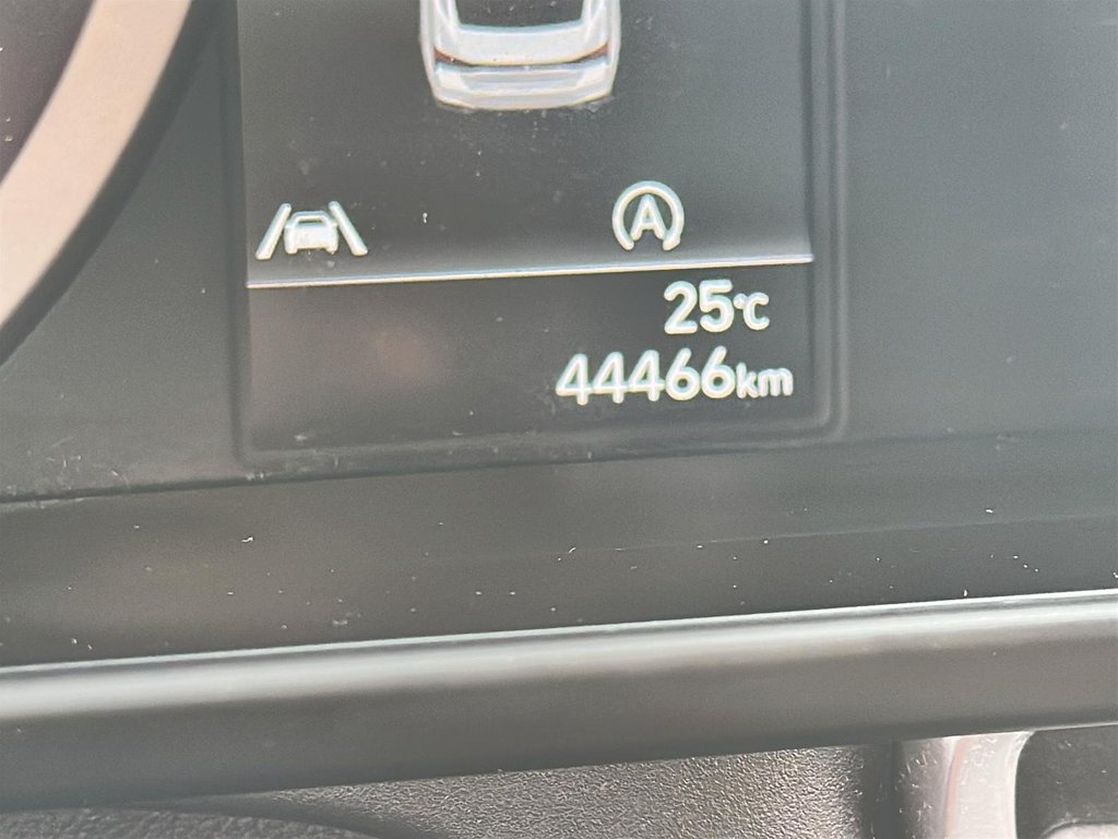 2023 Hyundai Elantra Sedan Essential IVT in Stratford, Ontario - 11 - w1024h768px