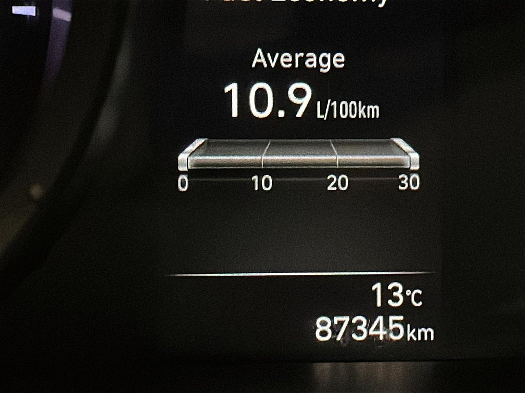 2023 Hyundai Elantra Sedan Preferred IVT in Stratford, Ontario - 12 - w1024h768px