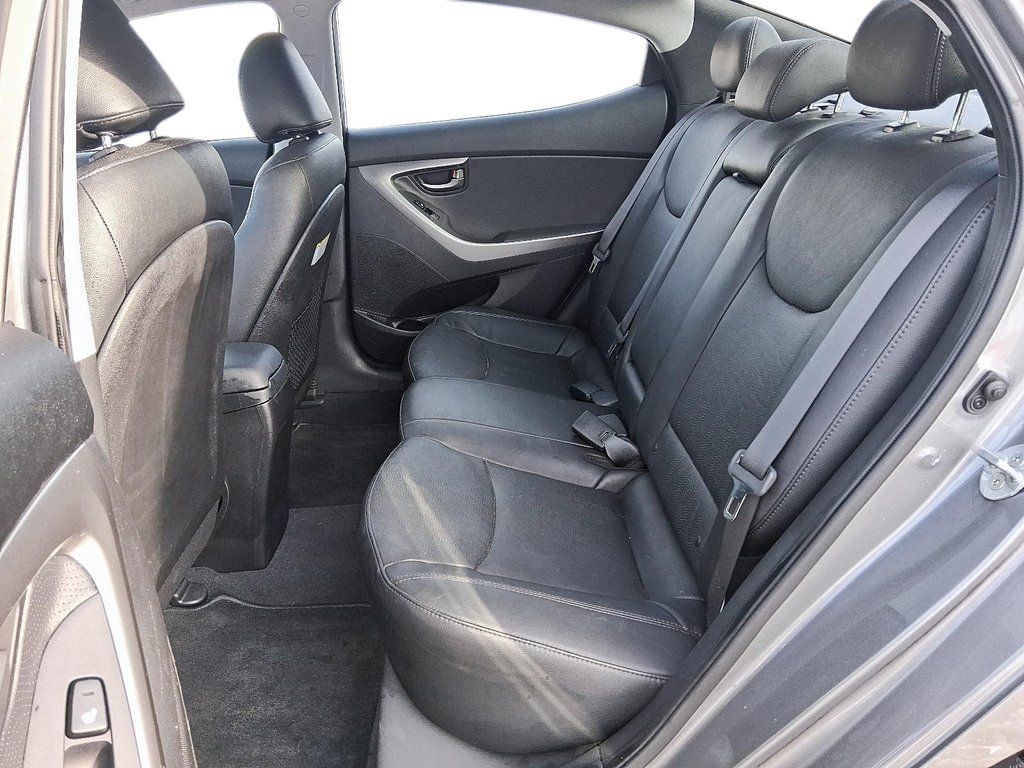 2013 Hyundai Elantra GLS at in Stratford, Ontario - 9 - w1024h768px