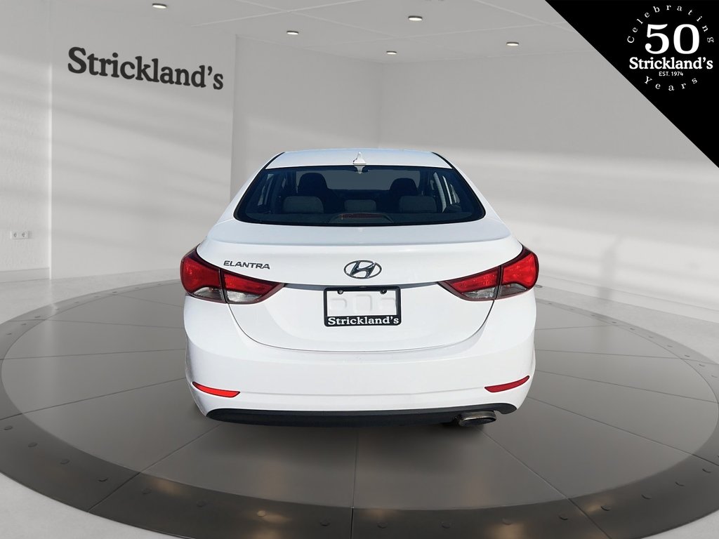 2015  Elantra GL 6sp in Stratford, Ontario - 3 - w1024h768px