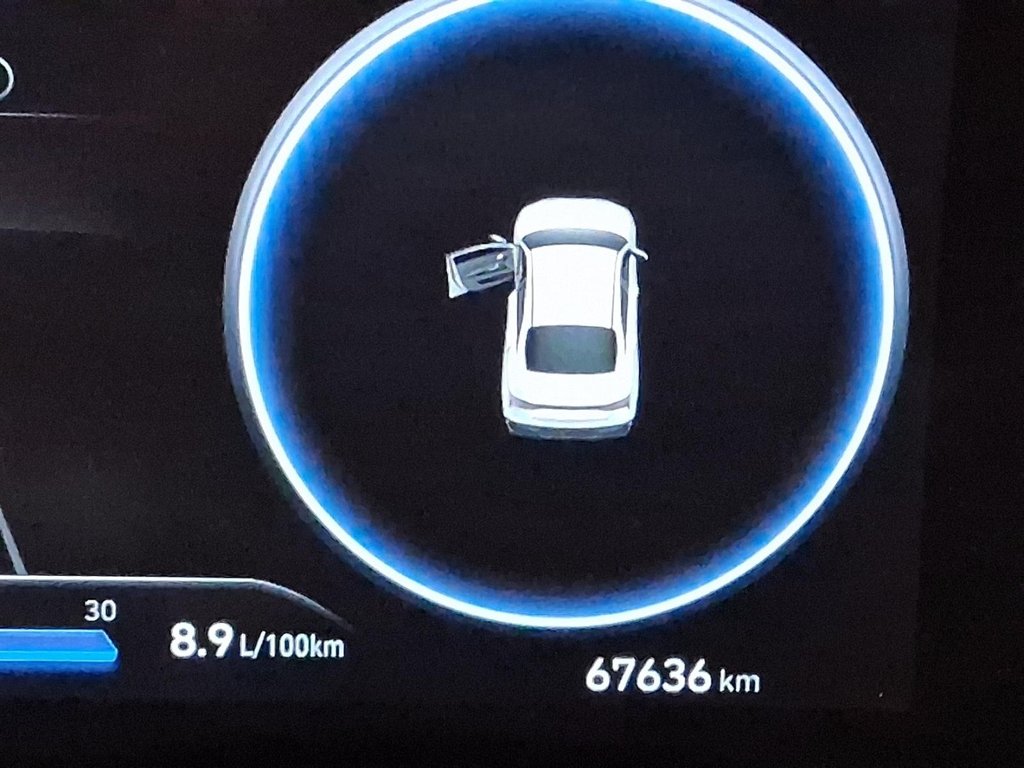 2024 Hyundai Elantra Preferred IVT w/Tech Pkg in Stratford, Ontario - 13 - w1024h768px