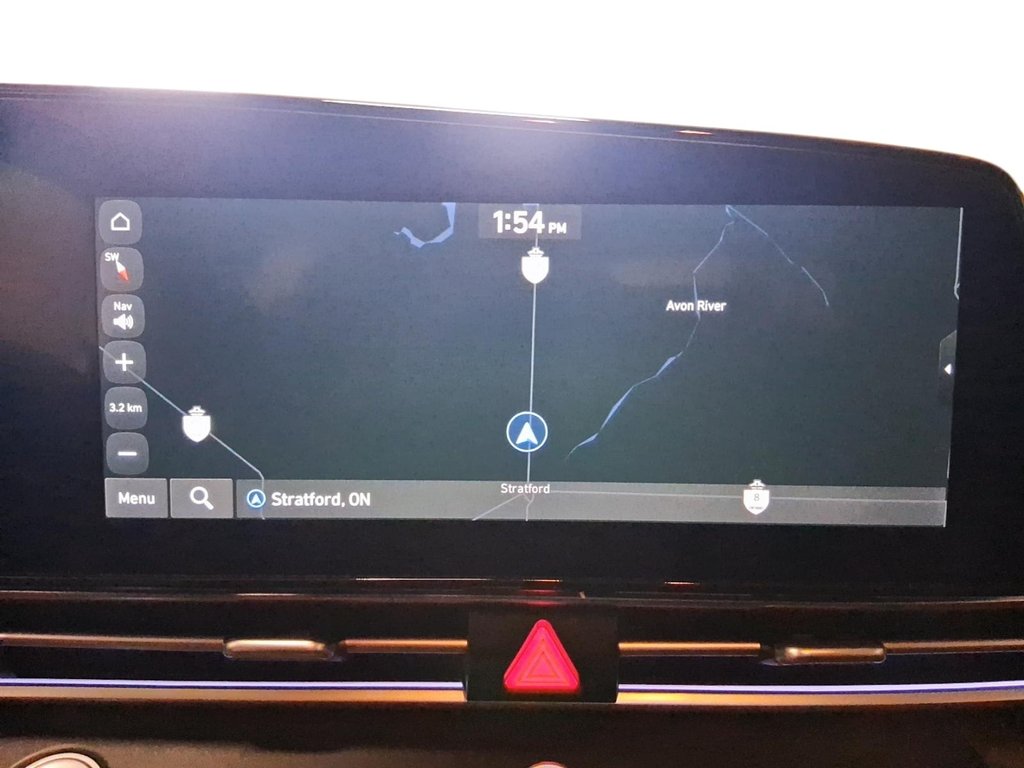 2024 Hyundai Elantra Preferred IVT w/Tech Pkg in Stratford, Ontario - 19 - w1024h768px