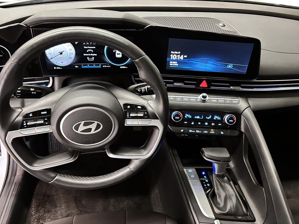 2024 Hyundai Elantra Preferred IVT w/Tech Pkg in Stratford, Ontario - 14 - w1024h768px
