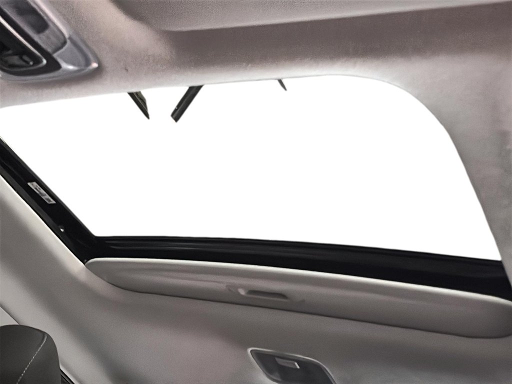 2024 Hyundai Elantra Preferred IVT w/Tech Pkg in Stratford, Ontario - 16 - w1024h768px