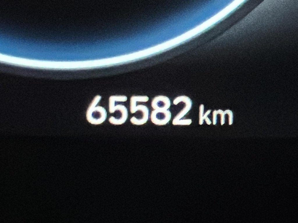 2024 Hyundai Elantra Preferred IVT w/Tech Pkg in Stratford, Ontario - 13 - w1024h768px