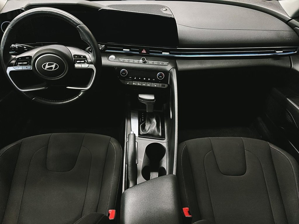2024 Hyundai Elantra Preferred IVT w/Tech Pkg in Stratford, Ontario - 10 - w1024h768px