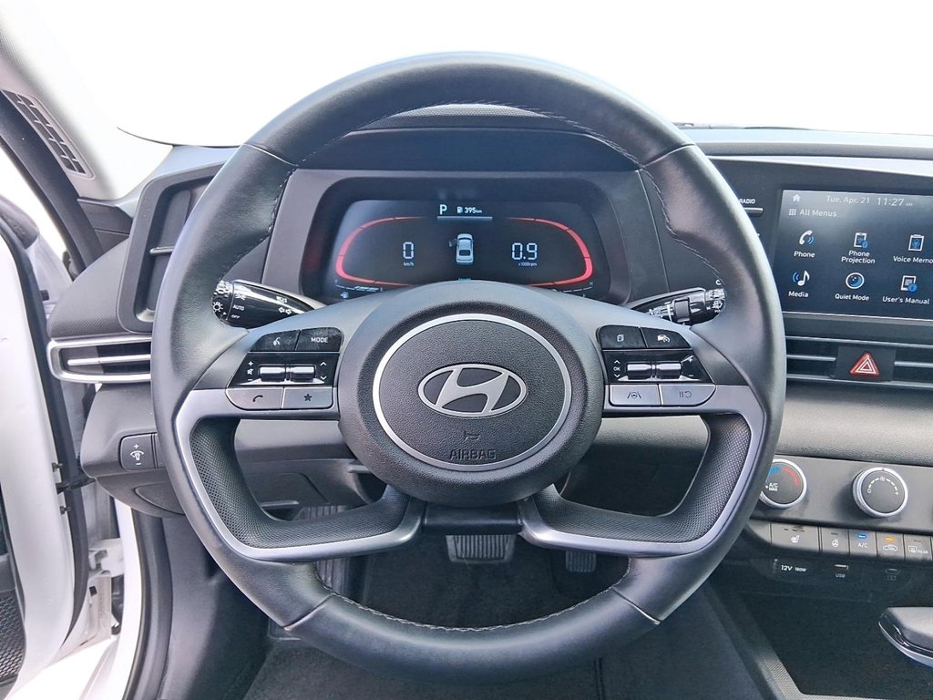 2025 Hyundai Elantra Preferred IVT in Stratford, Ontario - 12 - w1024h768px