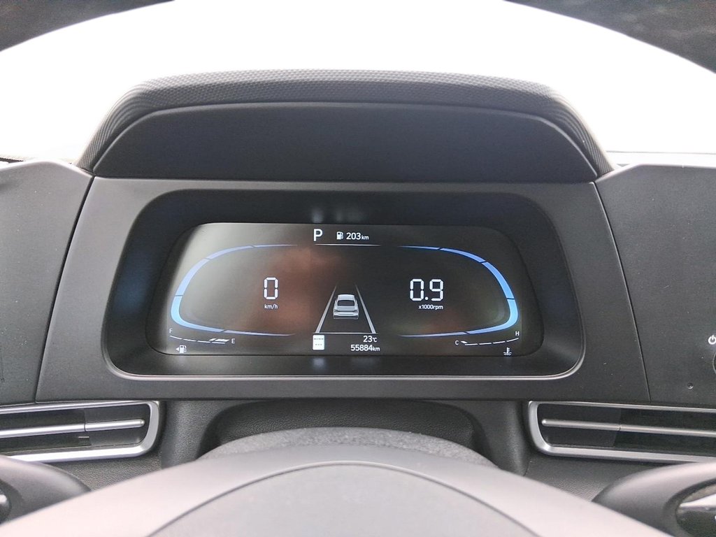 2025 Hyundai Elantra Preferred IVT in Stratford, Ontario - 14 - w1024h768px