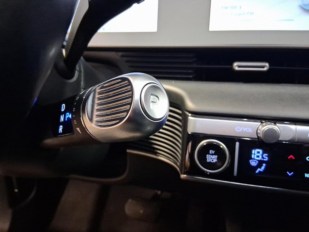 2023 Hyundai Ioniq 5 Preferred RWD in Stratford, Ontario - 16 - w1024h768px
