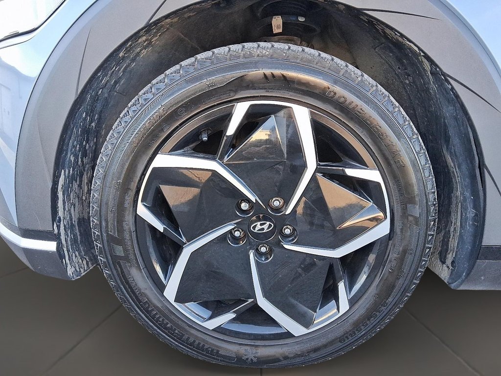 2024 Hyundai IONIQ 5 Preferred AWD Long Range in Stratford, Ontario - 7 - w1024h768px