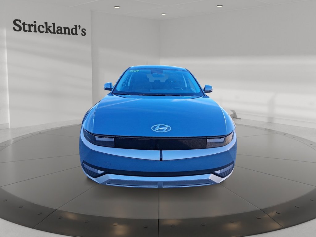 2024 Hyundai IONIQ 5 Preferred AWD Long Range in Stratford, Ontario - 2 - w1024h768px