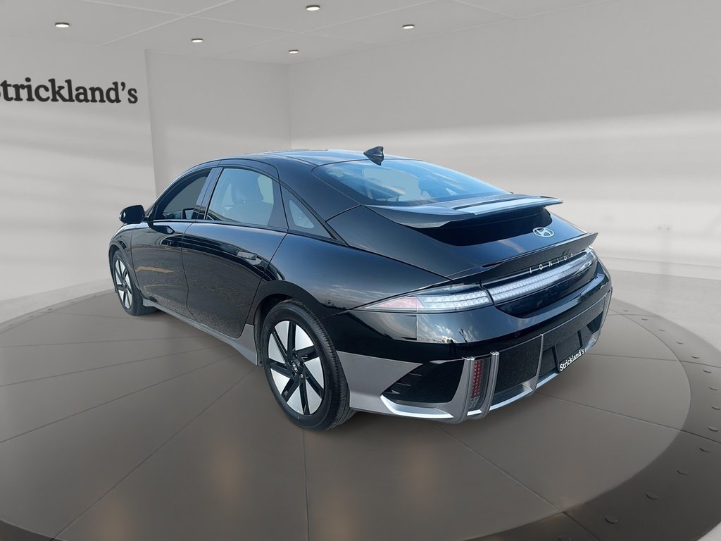 2024 Hyundai Ioniq 6 Preferred AWD Long Range in Stratford, Ontario - 4 - w1024h768px