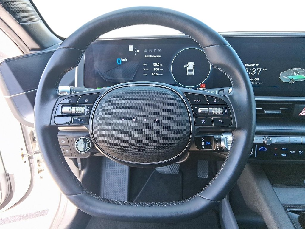 2024 Hyundai Ioniq 6 Preferred AWD Long Range in Stratford, Ontario - 12 - w1024h768px