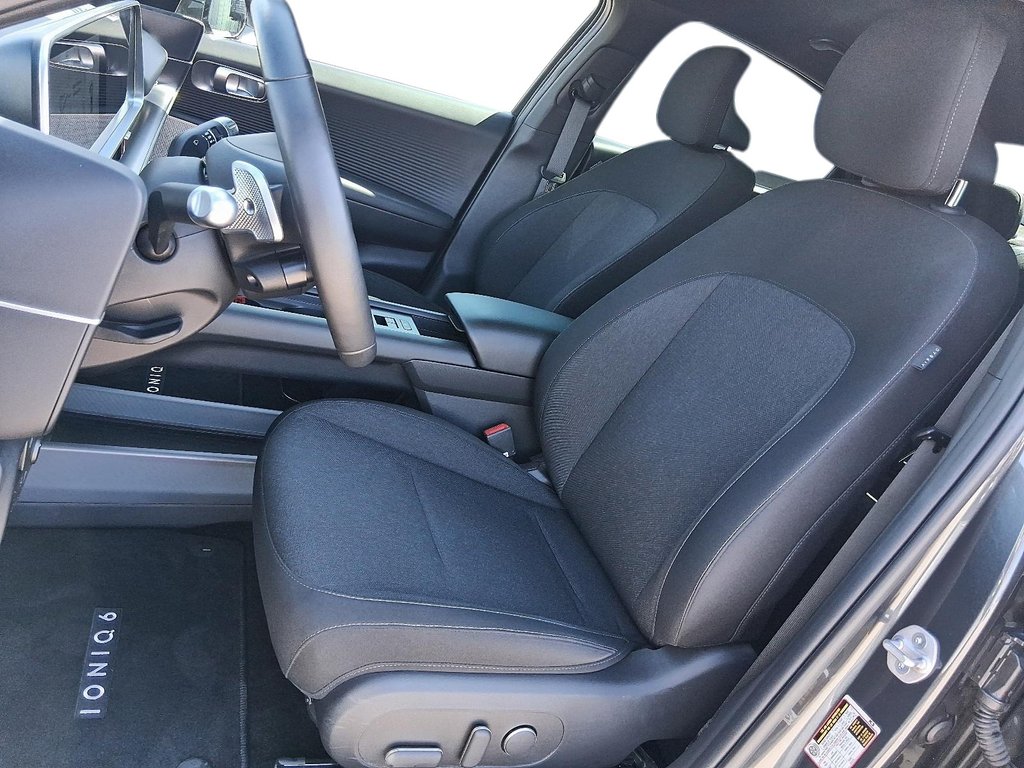 2024 Hyundai Ioniq 6 Preferred AWD Long Range in Stratford, Ontario - 8 - w1024h768px