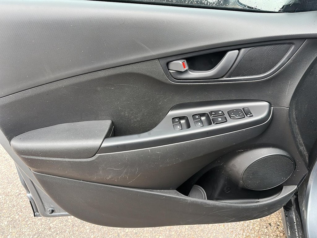 2018 Hyundai Kona 2.0L FWD Preferred in Stratford, Ontario - 10 - w1024h768px