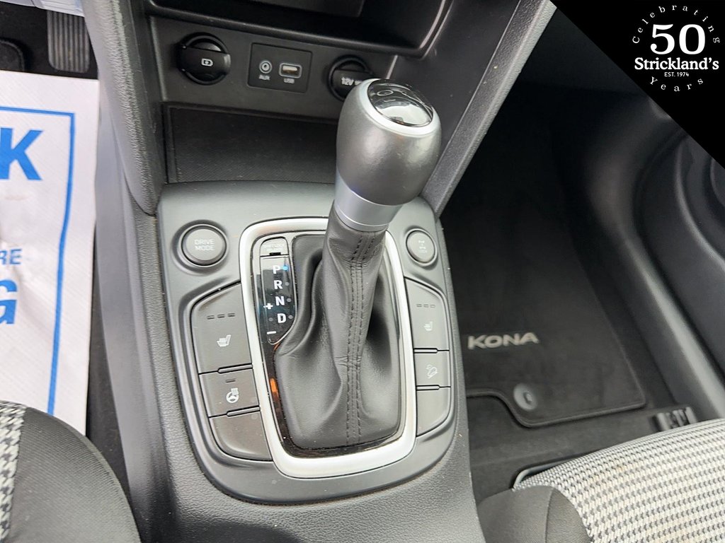 2021  Kona 2.0L AWD Preferred in Stratford, Ontario - 14 - w1024h768px