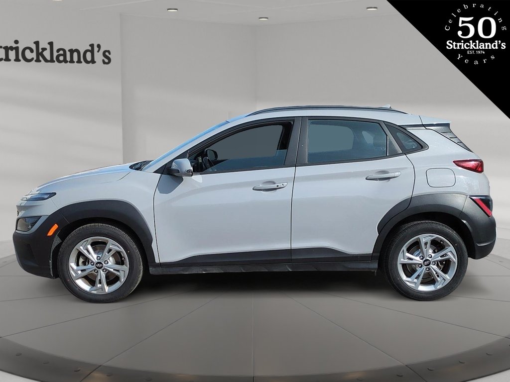 2022  Kona 2.0L AWD Preferred in Stratford, Ontario - 5 - w1024h768px