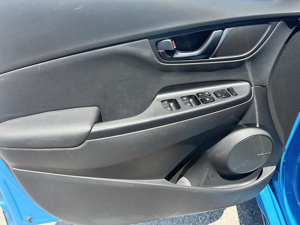 2022 Hyundai Kona 1.6T AWD N Line w/ Ultimate Pkg in Stratford, Ontario - 10 - w1024h768px
