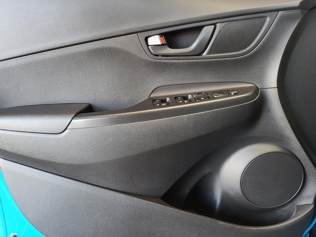 2022 Hyundai Kona 2.0L FWD Preferred Special Edition in Stratford, Ontario - 10 - w1024h768px