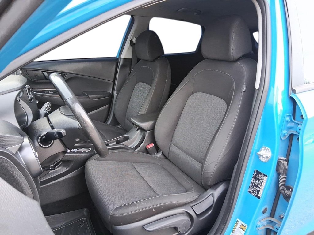 2023 Hyundai Kona 2.0L AWD Preferred in Stratford, Ontario - 8 - w1024h768px