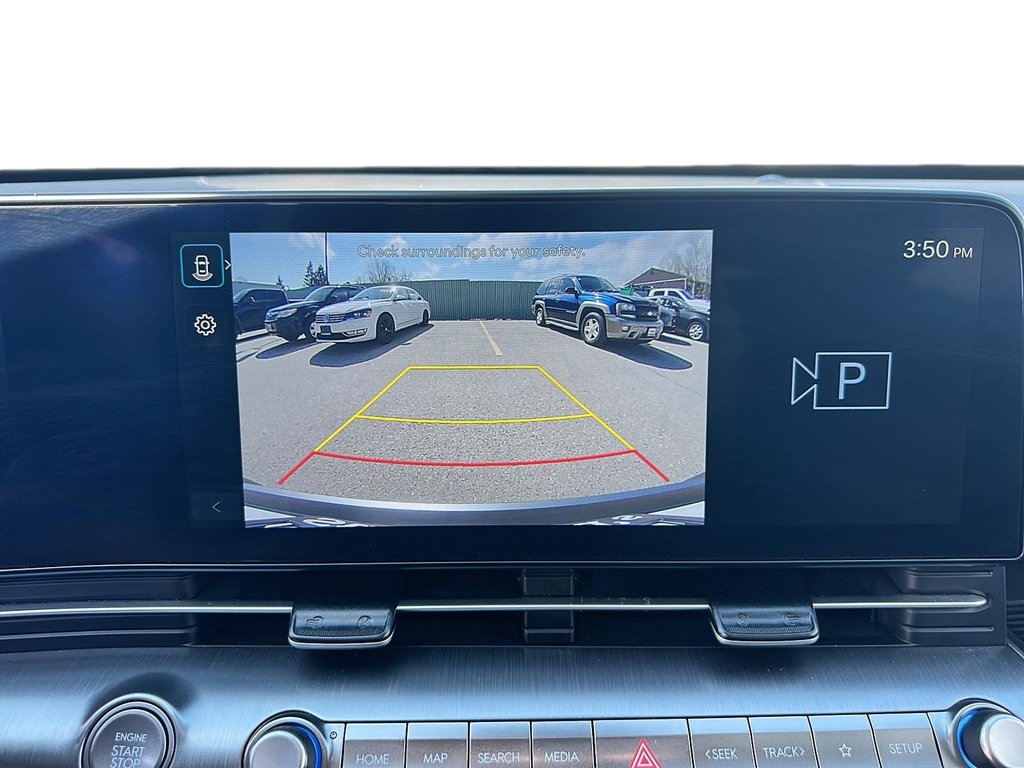 2024 Hyundai Kona 2.0L Preferred AWD in Stratford, Ontario - 16 - w1024h768px