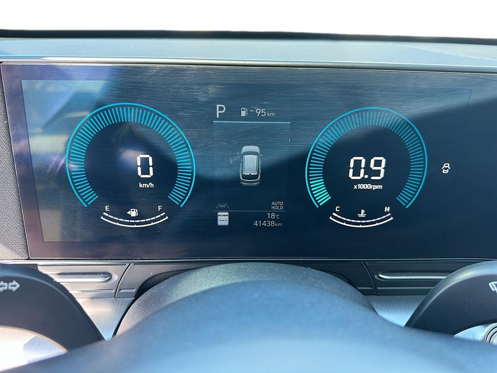 2024 Hyundai Kona 2.0L Preferred AWD in Stratford, Ontario - 12 - w1024h768px
