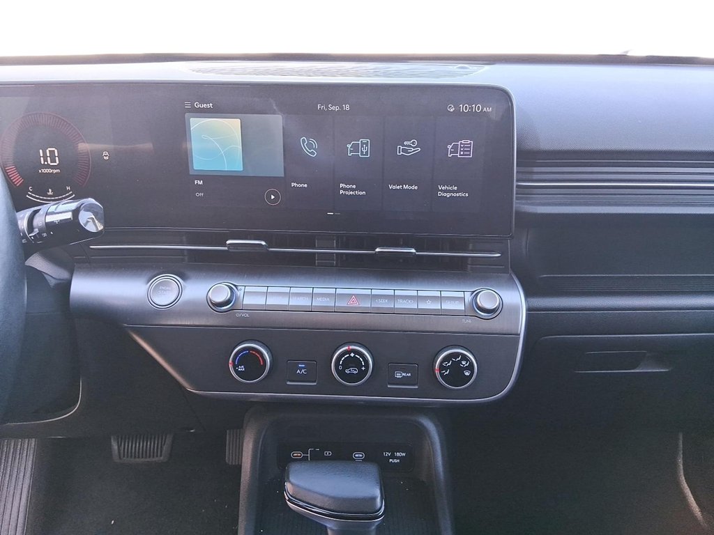 2024 Hyundai Kona 2.0L Preferred AWD in Stratford, Ontario - 15 - w1024h768px