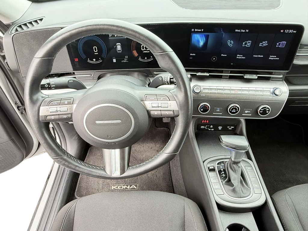 2025 Hyundai Kona 2.0L Preferred AWD in Stratford, Ontario - 13 - w1024h768px