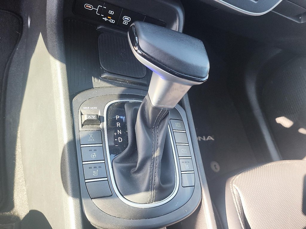 2025 Hyundai Kona 2.0L Preferred AWD w/Trend Package in Stratford, Ontario - 14 - w1024h768px