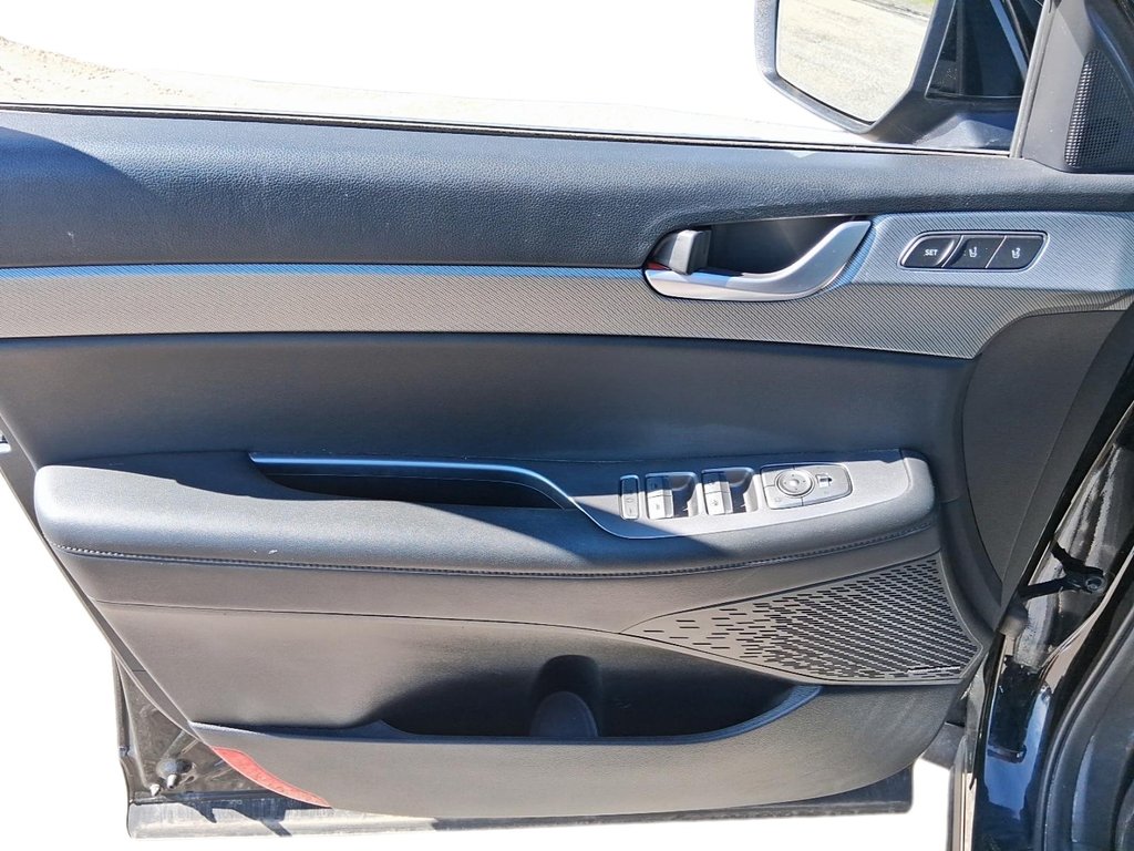 2023 Hyundai Palisade AWD Urban 7P in Stratford, Ontario - 12 - w1024h768px