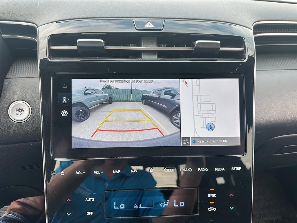 2023 Hyundai Santa Cruz Preferred AWD 2.5T DCT in Stratford, Ontario - 15 - w1024h768px