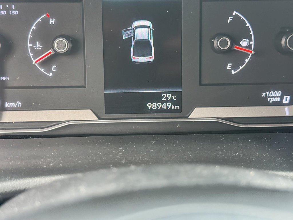 2023 Hyundai Santa Cruz Preferred AWD 2.5T DCT in Stratford, Ontario - 11 - w1024h768px