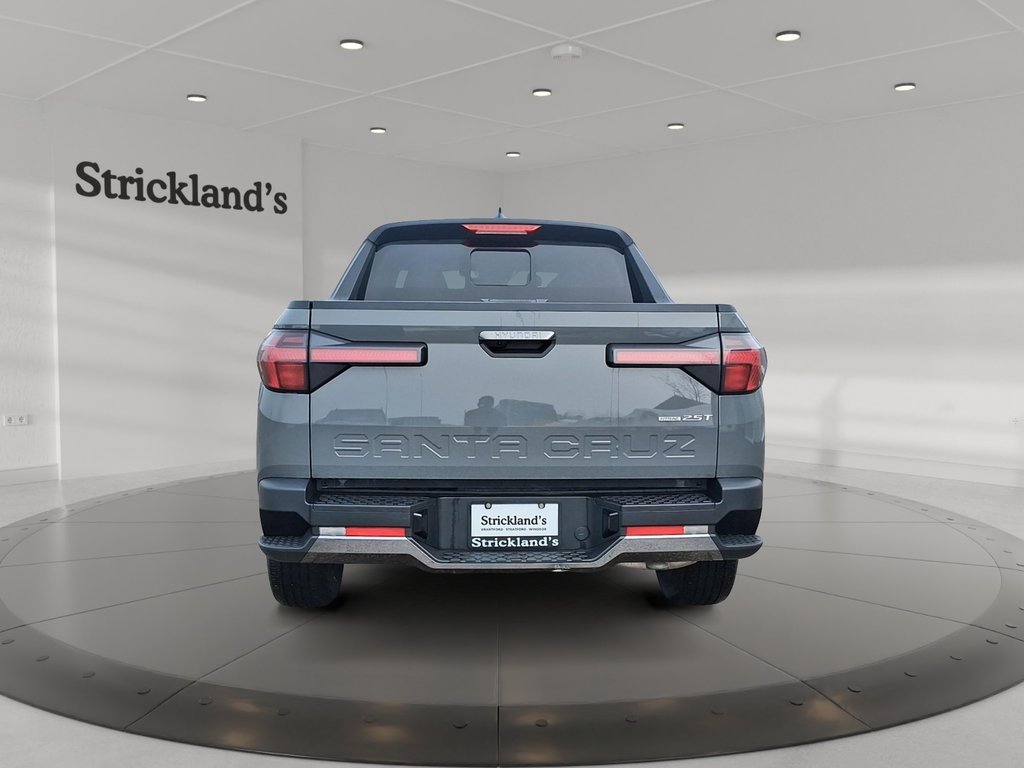 2024 Hyundai Santa Cruz Preferred AWD in Stratford, Ontario - 3 - w1024h768px