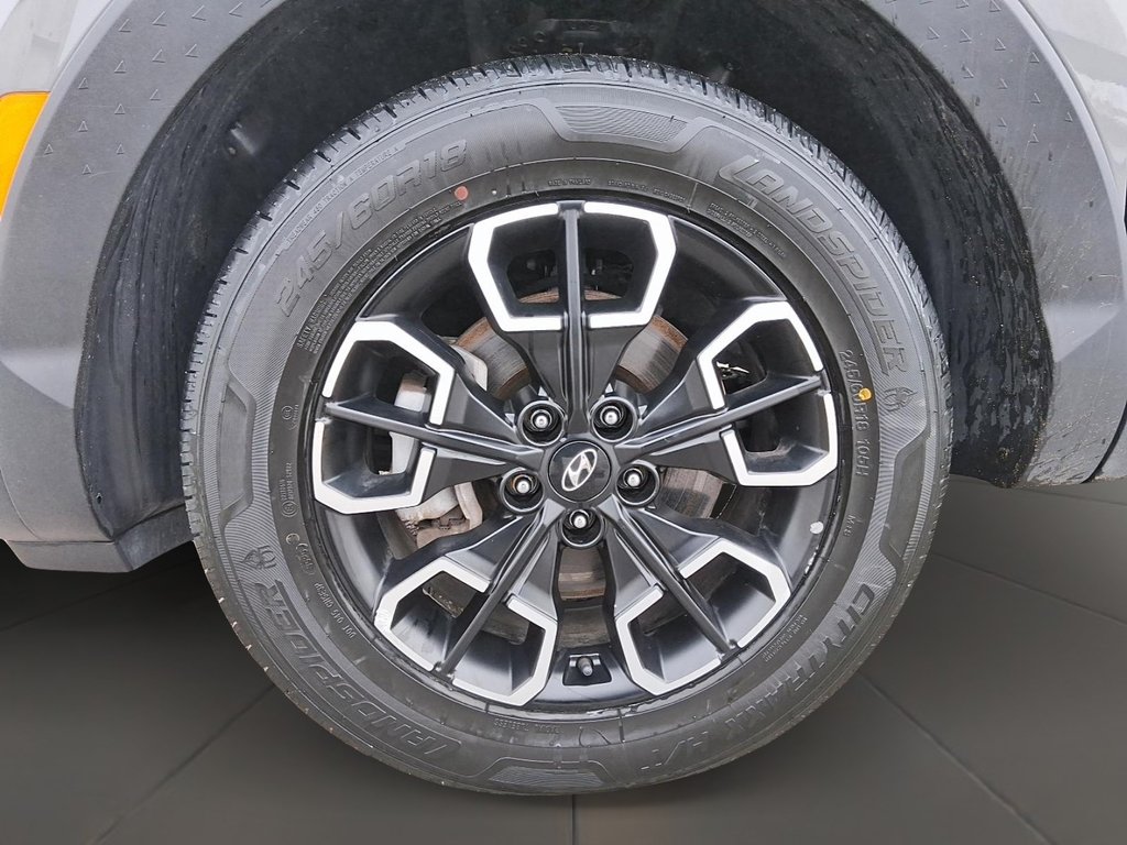 2024 Hyundai Santa Cruz Preferred AWD in Stratford, Ontario - 7 - w1024h768px