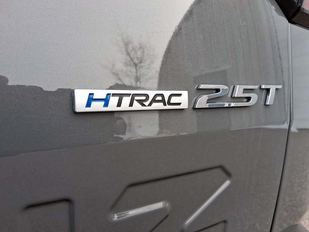 2024 Hyundai Santa Cruz Preferred AWD in Stratford, Ontario - 6 - w1024h768px