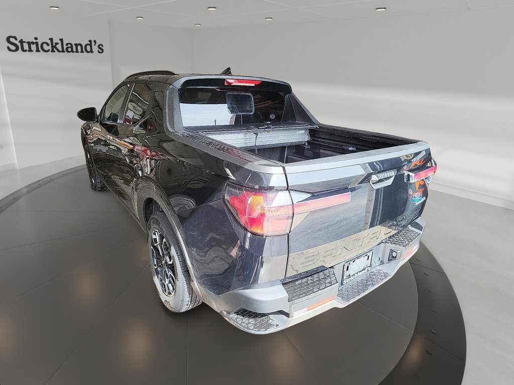 2024 Hyundai Santa Cruz Preferred AWD in Stratford, Ontario - 4 - w1024h768px