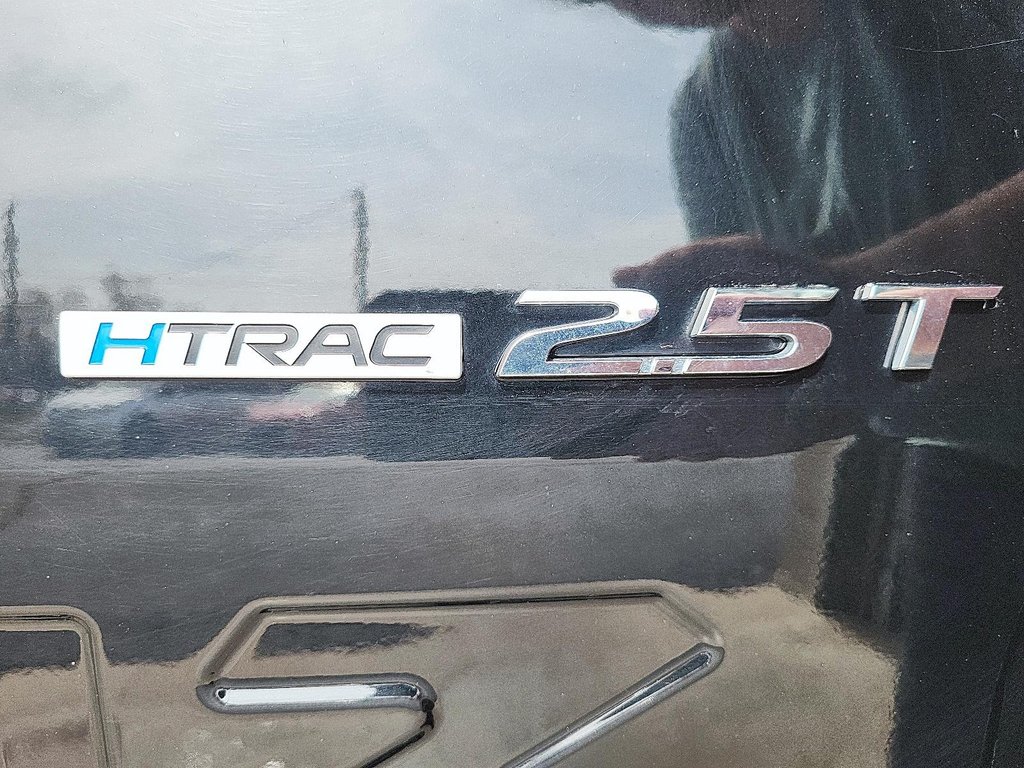 2024 Hyundai Santa Cruz Preferred AWD in Stratford, Ontario - 6 - w1024h768px