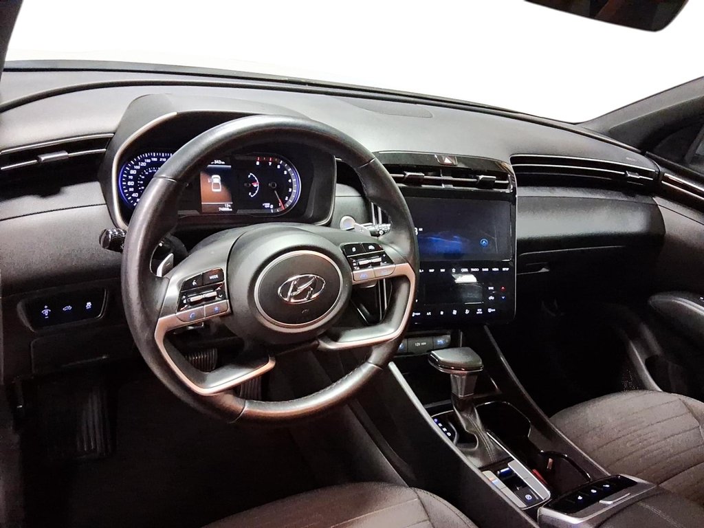 2024 Hyundai Santa Cruz Preferred AWD in Stratford, Ontario - 10 - w1024h768px