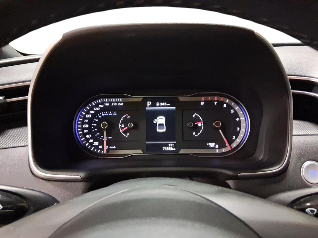 2024 Hyundai Santa Cruz Preferred AWD in Stratford, Ontario - 14 - w1024h768px