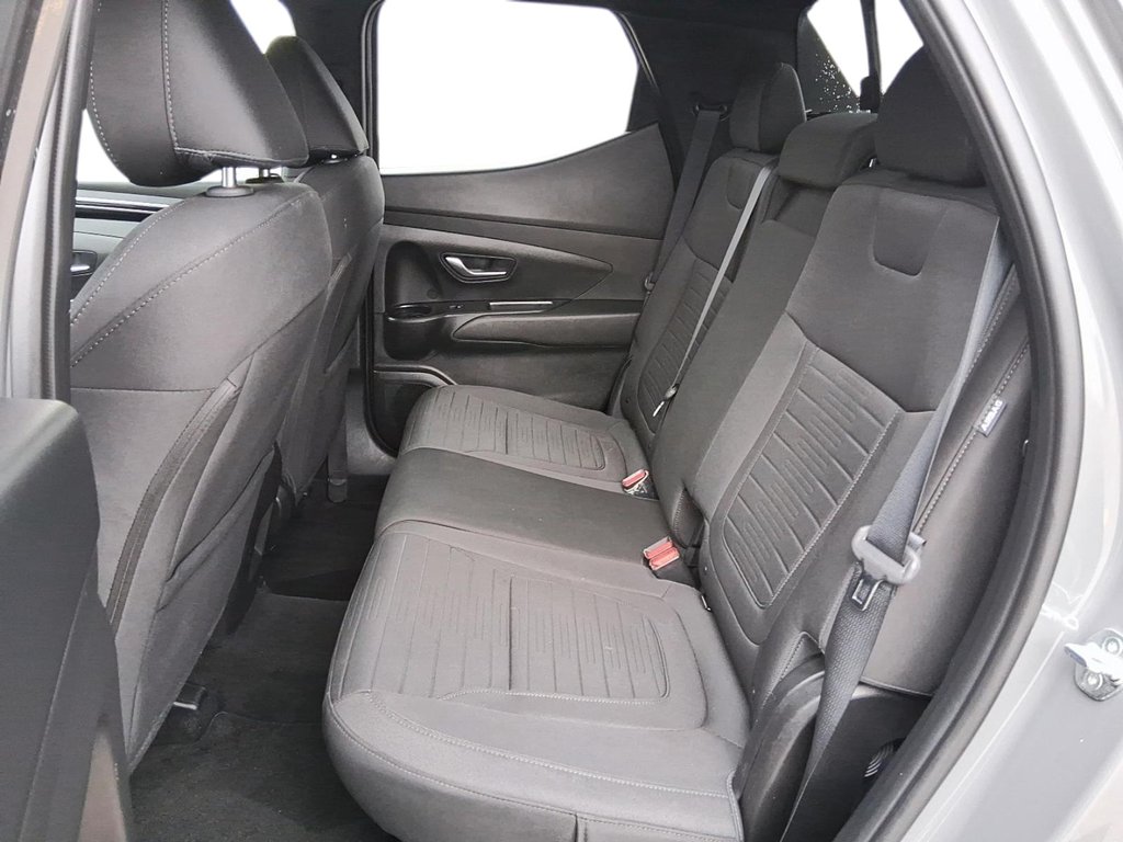 2024 Hyundai Santa Cruz Preferred AWD in Stratford, Ontario - 9 - w1024h768px