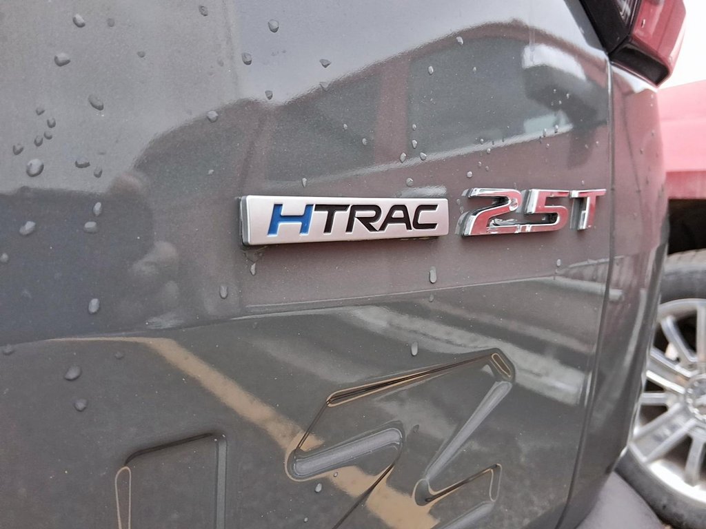 2024 Hyundai Santa Cruz Preferred AWD in Stratford, Ontario - 6 - w1024h768px