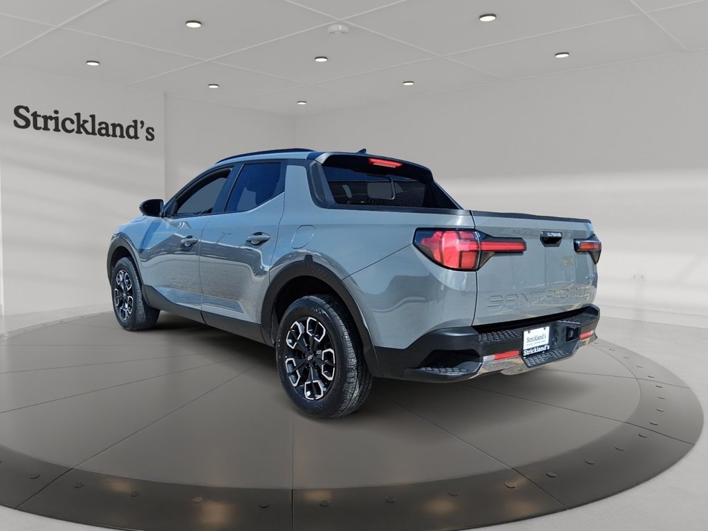 2024 Hyundai Santa Cruz Preferred AWD in Stratford, Ontario - 4 - w1024h768px