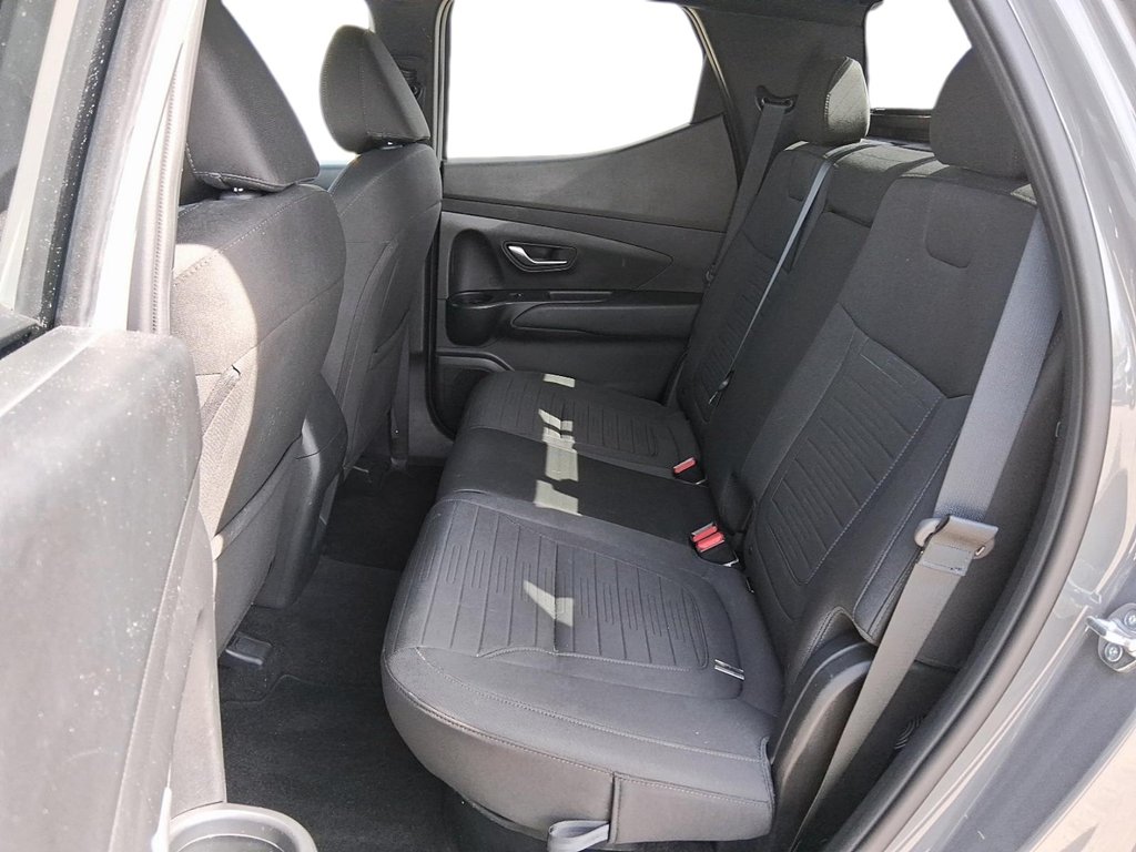 2024 Hyundai Santa Cruz Preferred AWD in Stratford, Ontario - 9 - w1024h768px