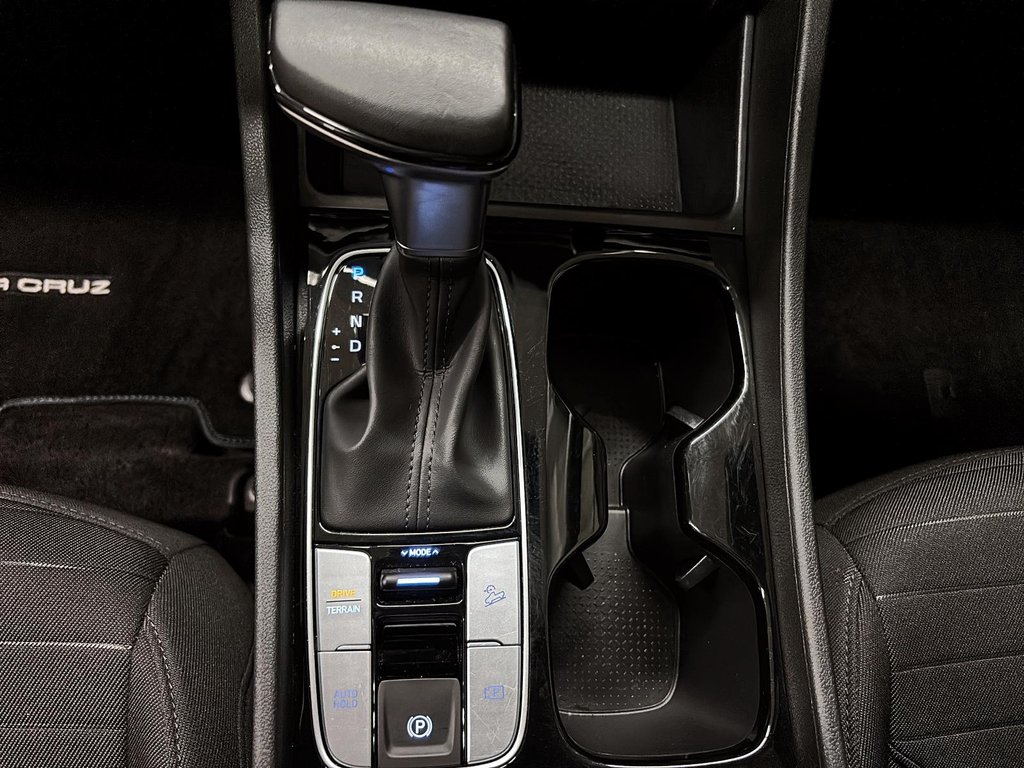 2025 Hyundai Santa Cruz Preferred AWD in Stratford, Ontario - 14 - w1024h768px