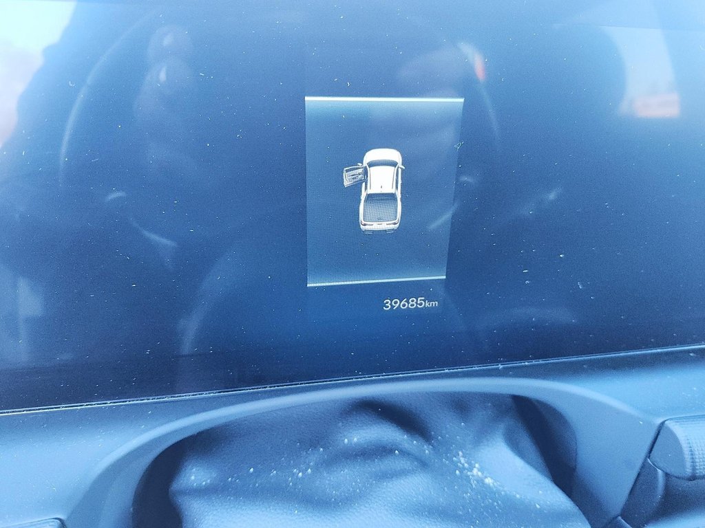 2025 Hyundai Santa Cruz Preferred AWD in Stratford, Ontario - 11 - w1024h768px