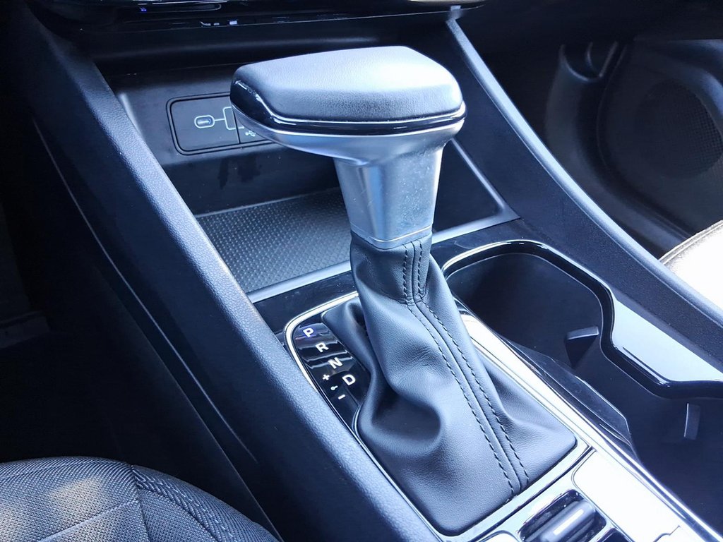 2025 Hyundai Santa Cruz Preferred AWD in Stratford, Ontario - 16 - w1024h768px