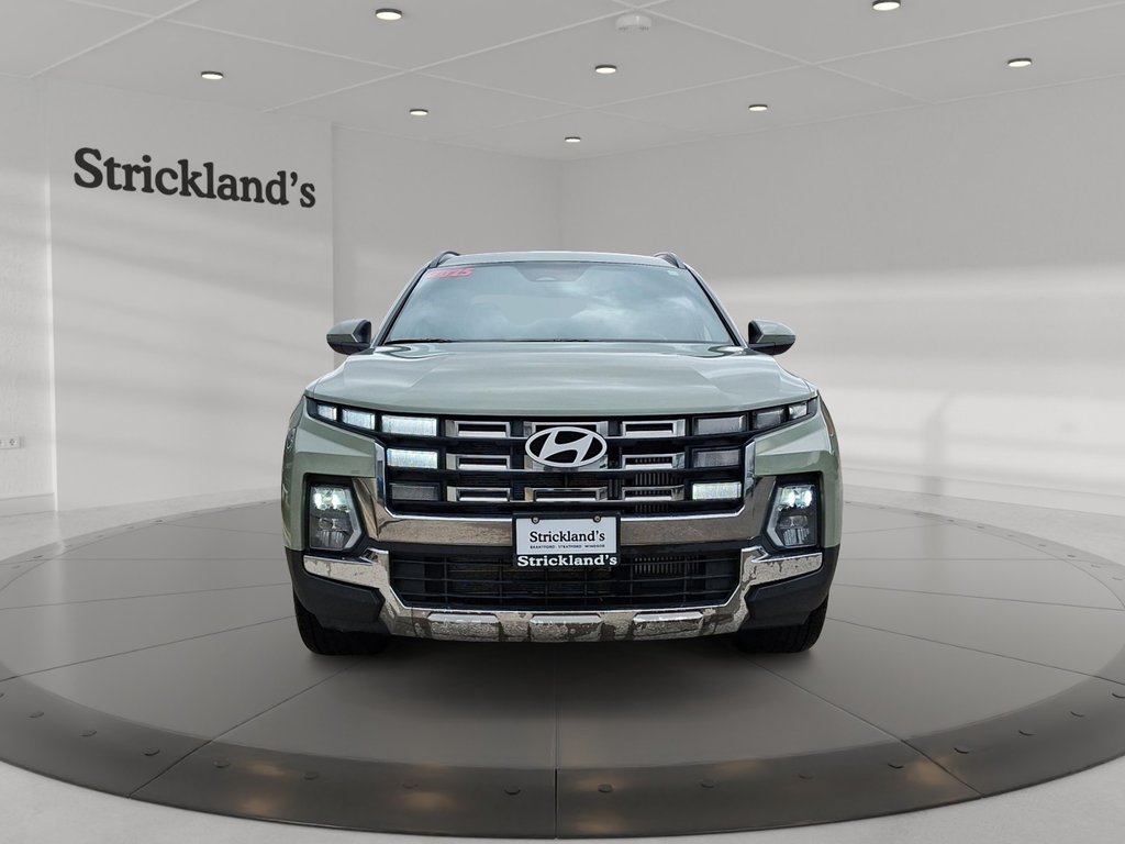 2025 Hyundai Santa Cruz Preferred AWD in Stratford, Ontario - 2 - w1024h768px