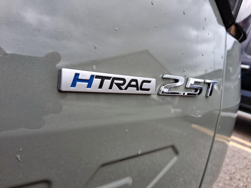 2025 Hyundai Santa Cruz Preferred AWD in Stratford, Ontario - 6 - w1024h768px