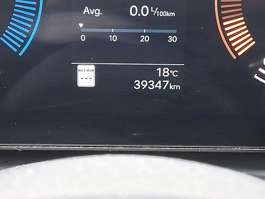 2025 Hyundai Santa Cruz Preferred AWD in Stratford, Ontario - 13 - w1024h768px