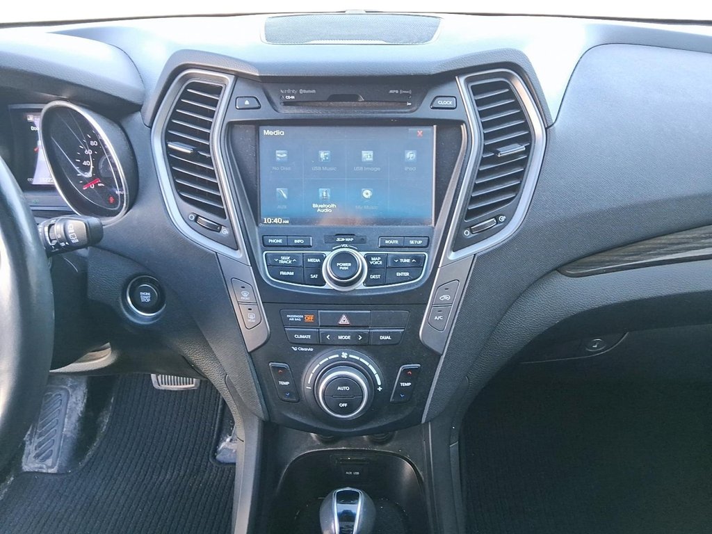 2016 Hyundai Santa Fe Sport AWD 2.0T Limited in Stratford, Ontario - 15 - w1024h768px